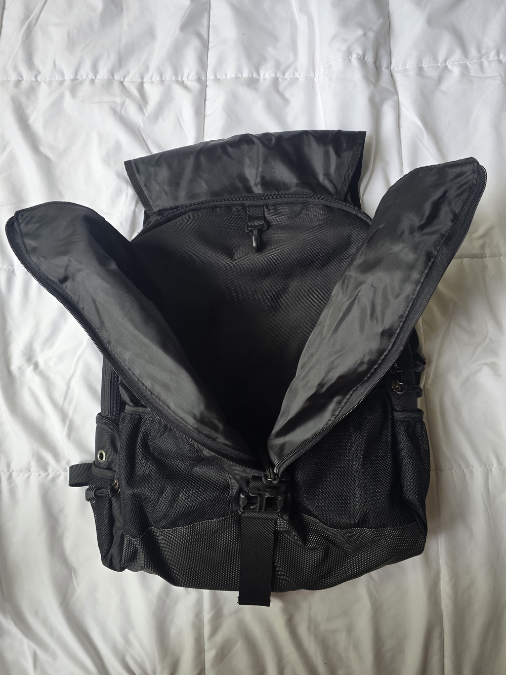 Harley-Davidson Men's Black Logo Helmet Backpack - Picture 11 of 14
